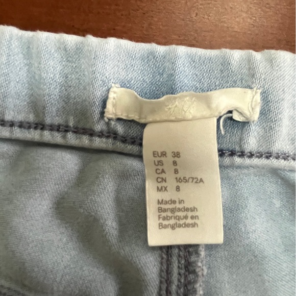 Light Blue Women's Jeans - Picture 5 of 6